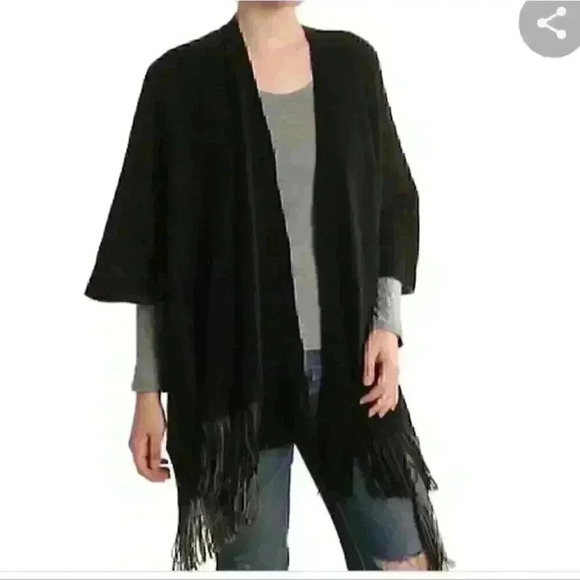 Kelly and Katie Fringe Komono - Picture 2 of 6